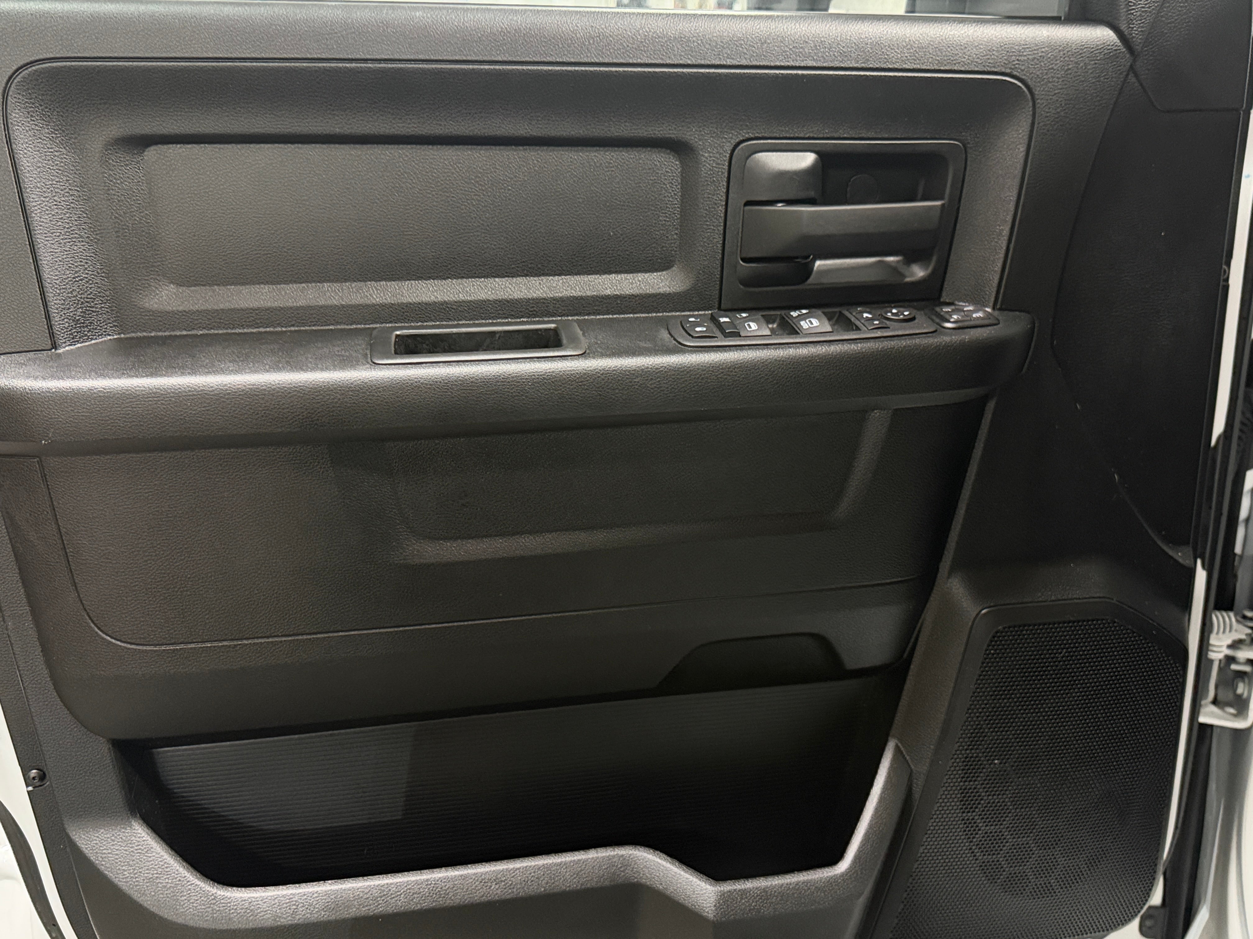 ram ram 2500 pickup 2024 3C6UR5HJXRG325207 image ram ram 2500 pickup 2024 3C6UR5HJXRG325207 image